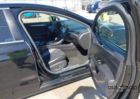 2016 Ford Fusion Titanium z USA, uszkodzony, nr VIN 3FA6P0K92GR151424